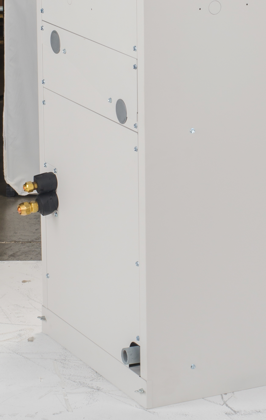 V2430B-1EC2BHC - Controlador de aire vertical, velocidad variable SCB, 120/208/230 V, bobina de 3 filas, (CA) con HWC, revestimiento electrónico